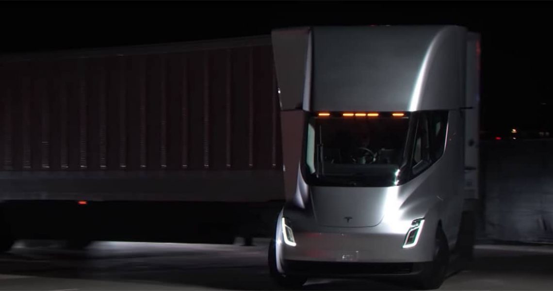 Tesla self driving truck